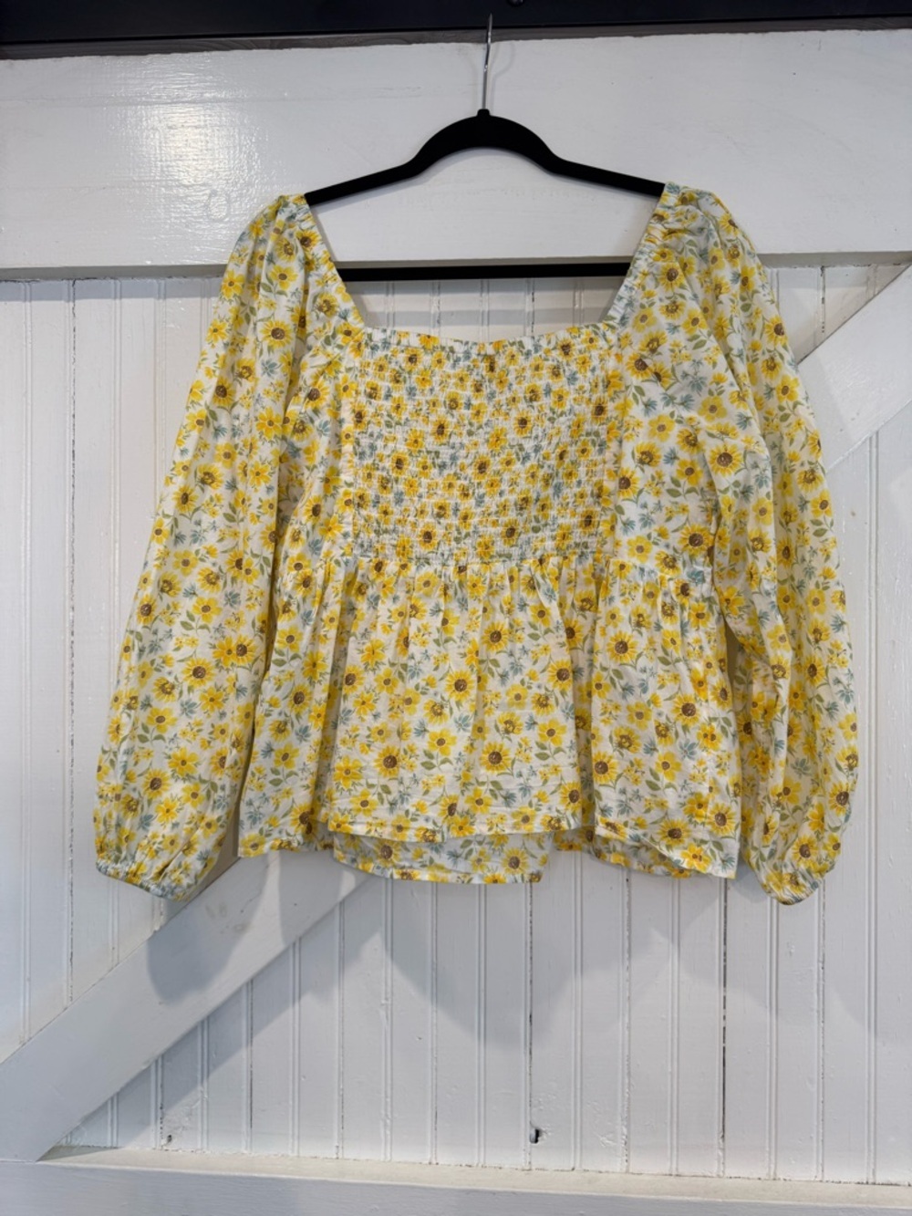 Old Navy Sunflower Floral Smocked Peplum Top | Puff Sleeve Cottagecore Boho - Picture 3 of 10